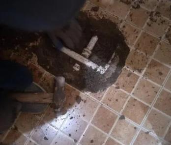省直辖县级卫生间漏水维修公司为您分享下卫生间渗水如何处理及注意事项